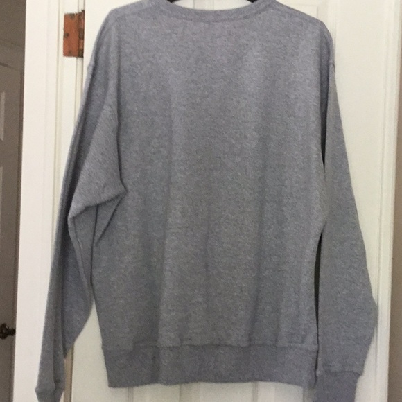 NWT Champion logo sweater - Picture 5 of 7